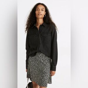 Madewell denim button-up shirt in lunar wash-medium